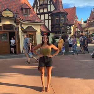 Meet your Posher, Kellie